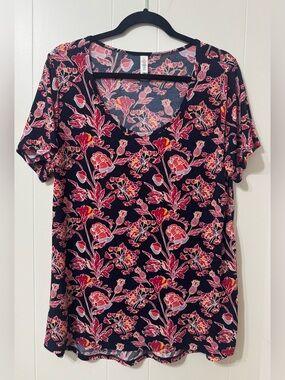 LuLaRoe Classic T